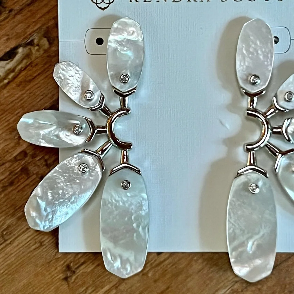 NWT Kendra Scott Ashlyn Ivory Mother Of Pearl Statement Earrings - Picture 11 of 16